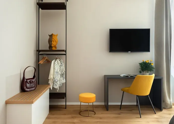 Resort: Mori'S Rooms